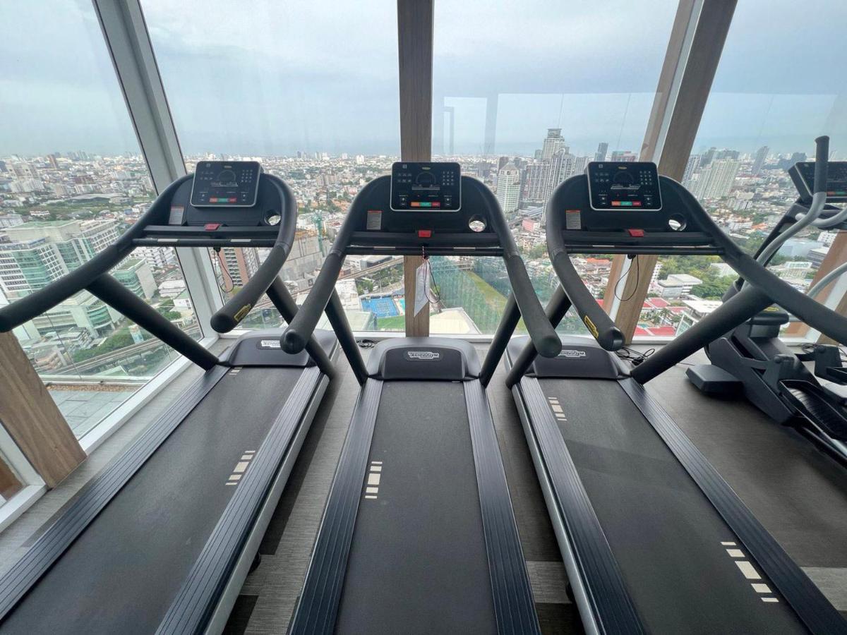 2 Bedroom Luxury Apartment 3 Min Walk From Bts Ekkamai Bangkok Exteriör bild