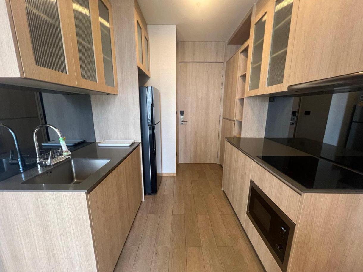 2 Bedroom Luxury Apartment 3 Min Walk From Bts Ekkamai Bangkok Exteriör bild